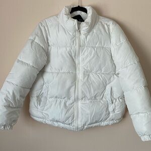 Forever21 white cropped puffer jacket medium